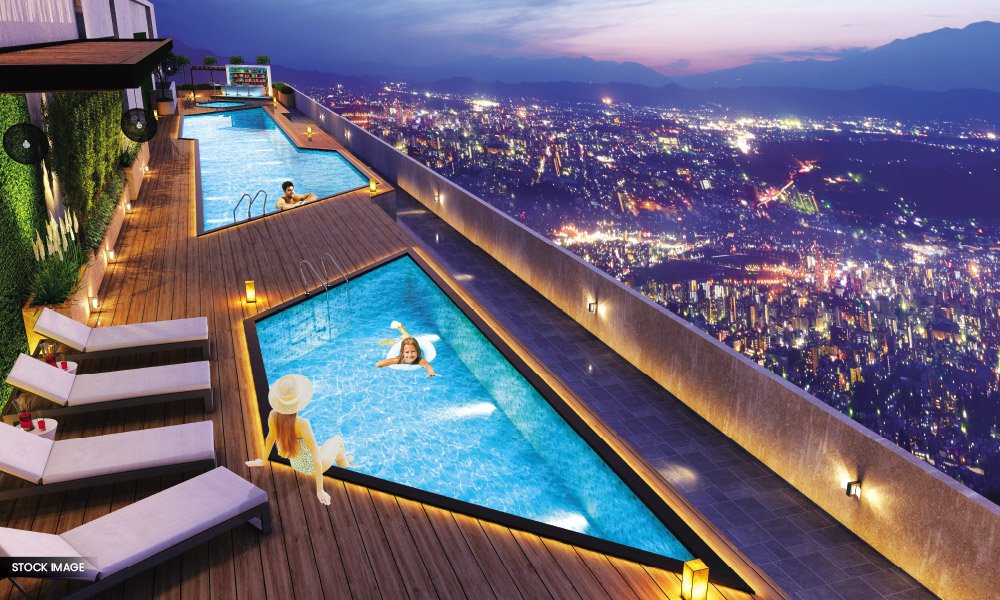 Infinity Pool With Deck